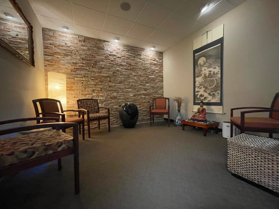 Acupuncture Atlanta waiting room