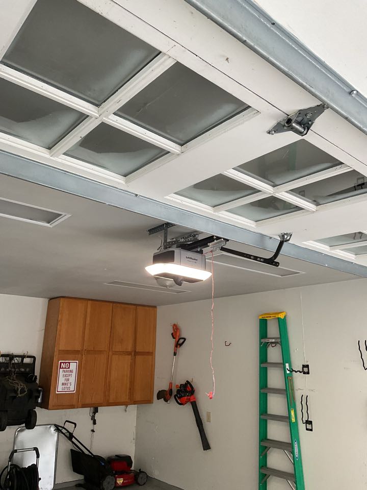 LiftMaster professional garage door installation