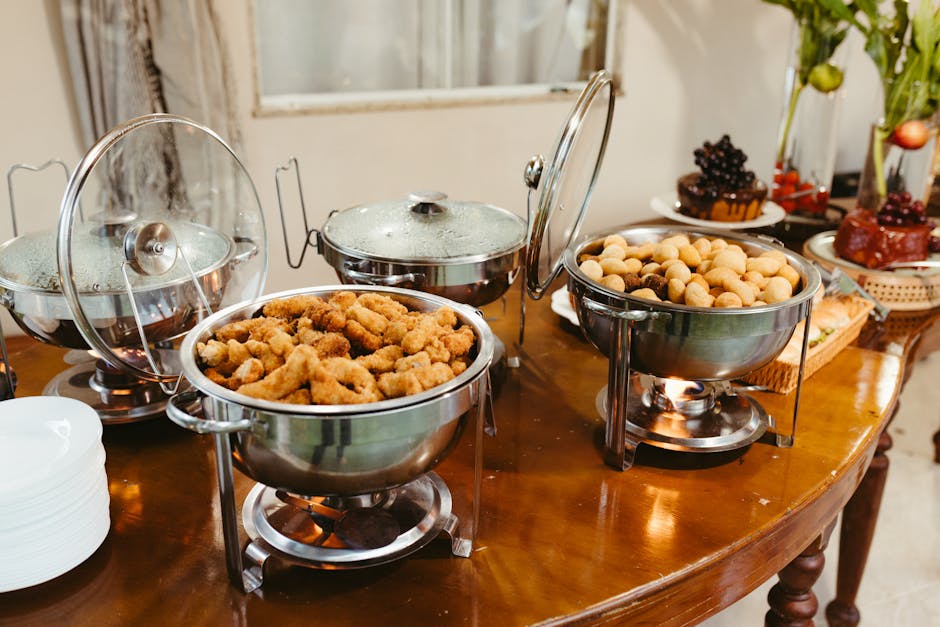 Buffet chafing dishes