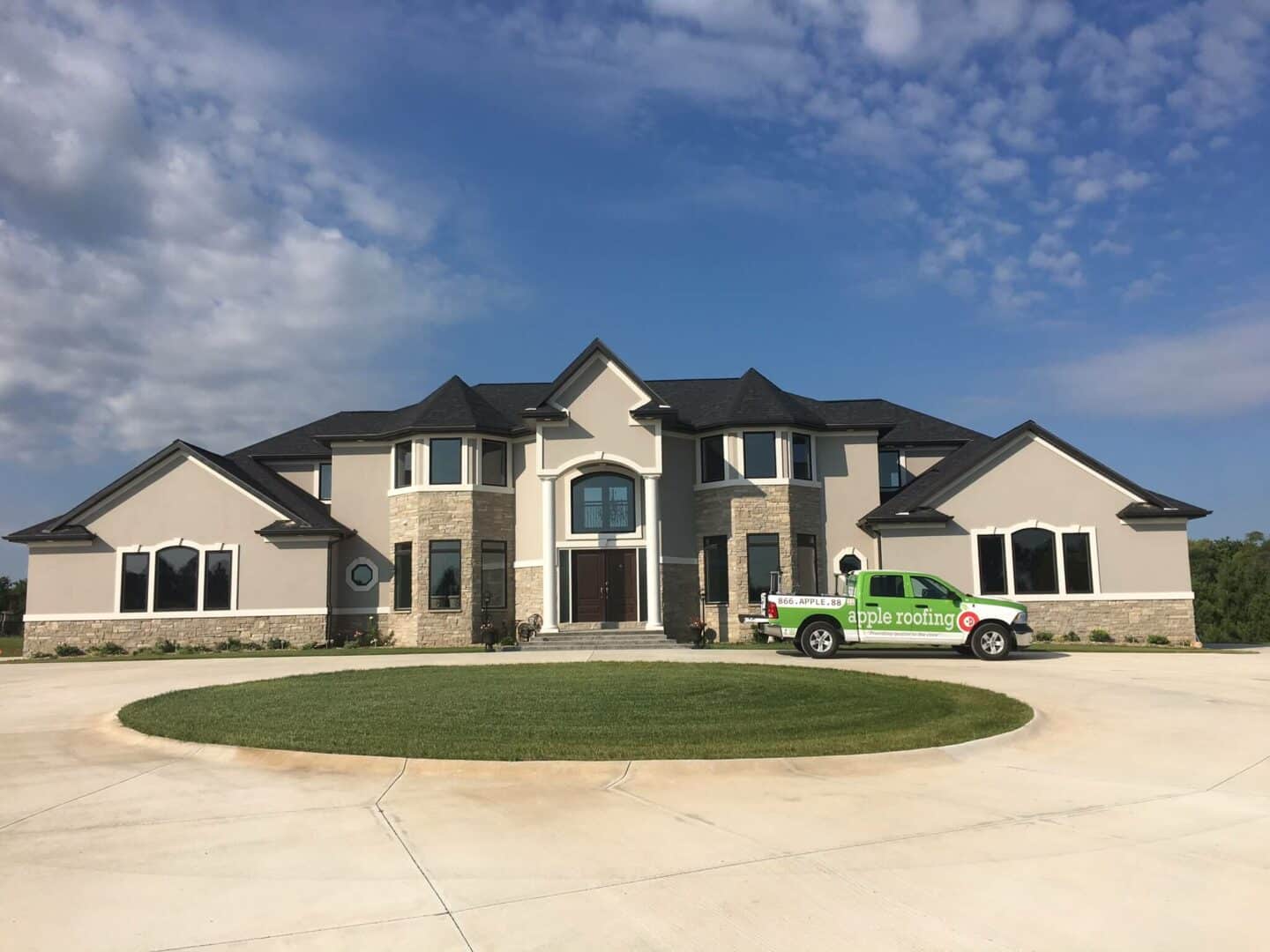 Apple Roofing Team at Work