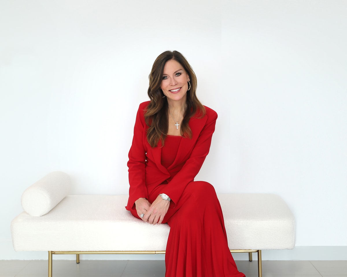 Dr. Dina Giesler Master Cosmetic Dentist Atlanta