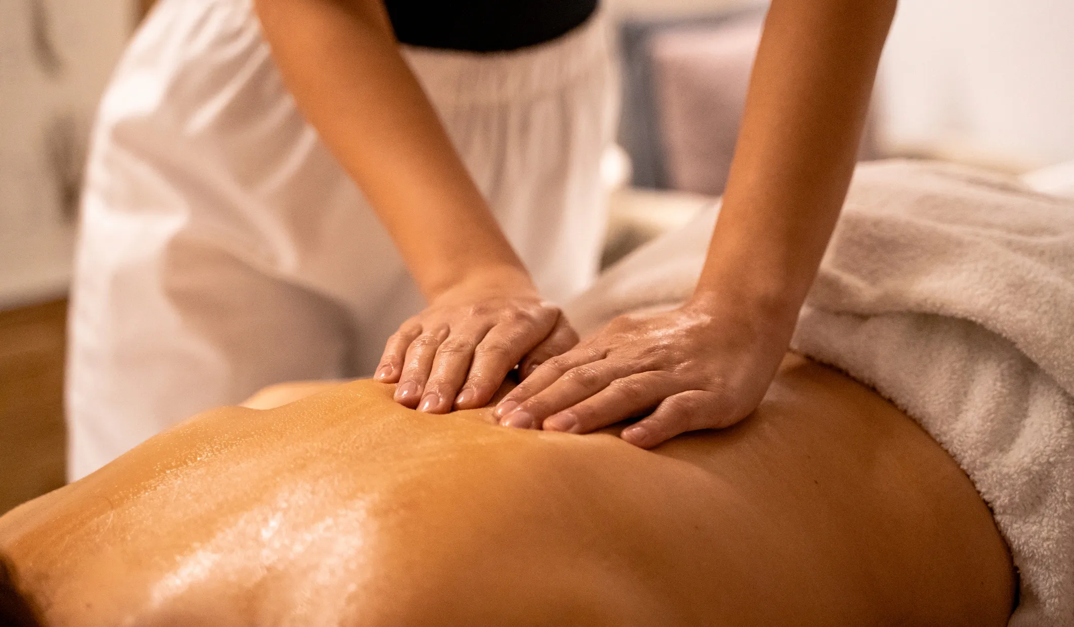 Neck and shoulder pain relief massage in Bellevue WA