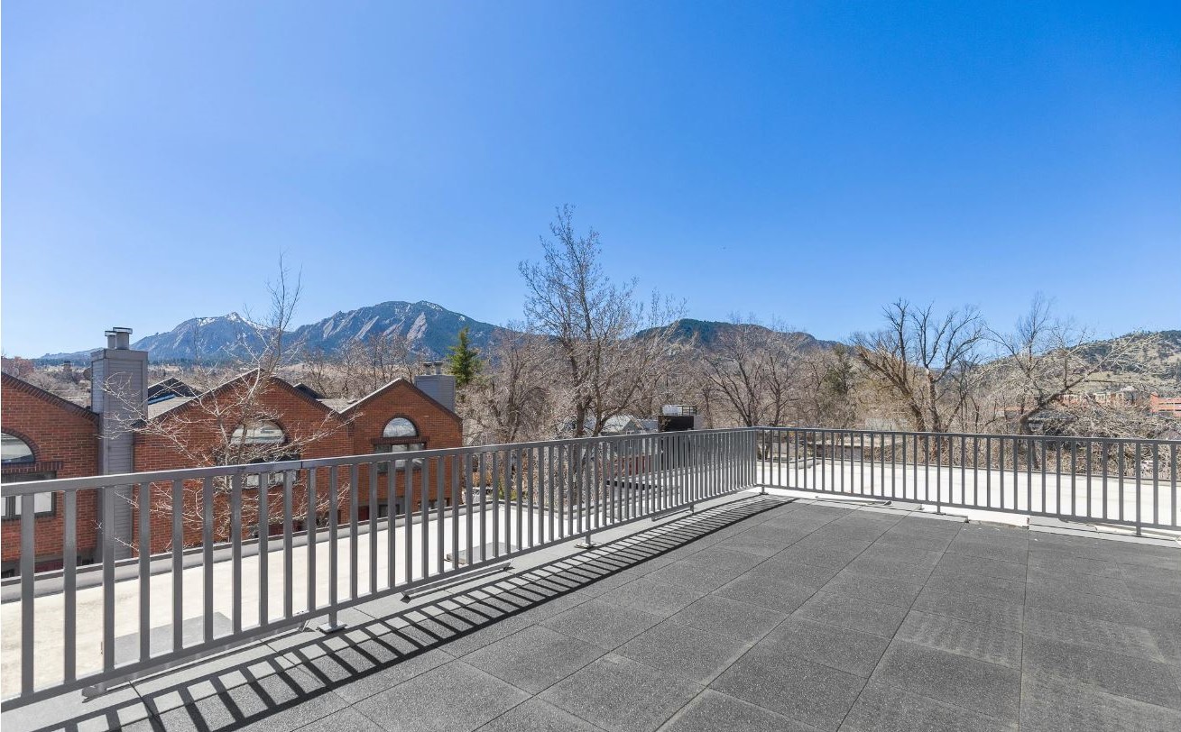 Boulder property overview
