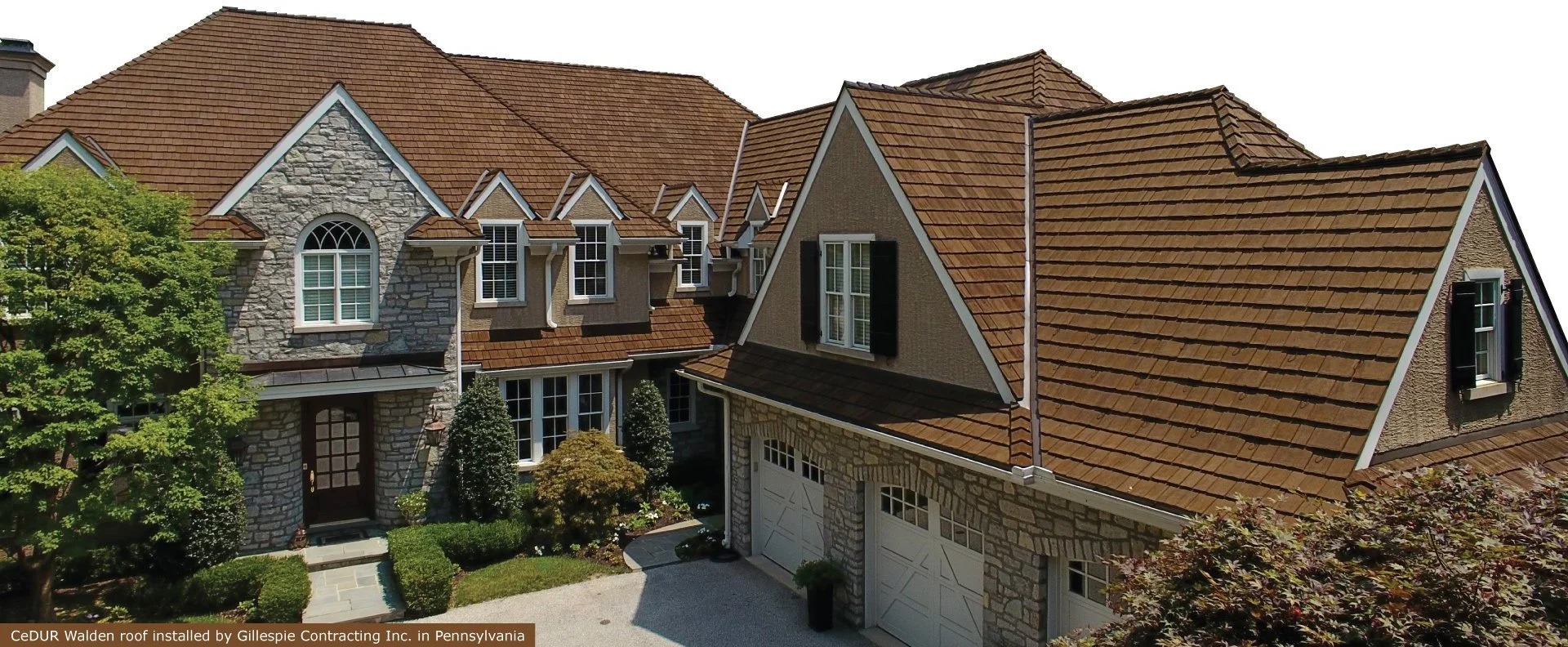 CeDUR Synthetic Cedar Shake Roof