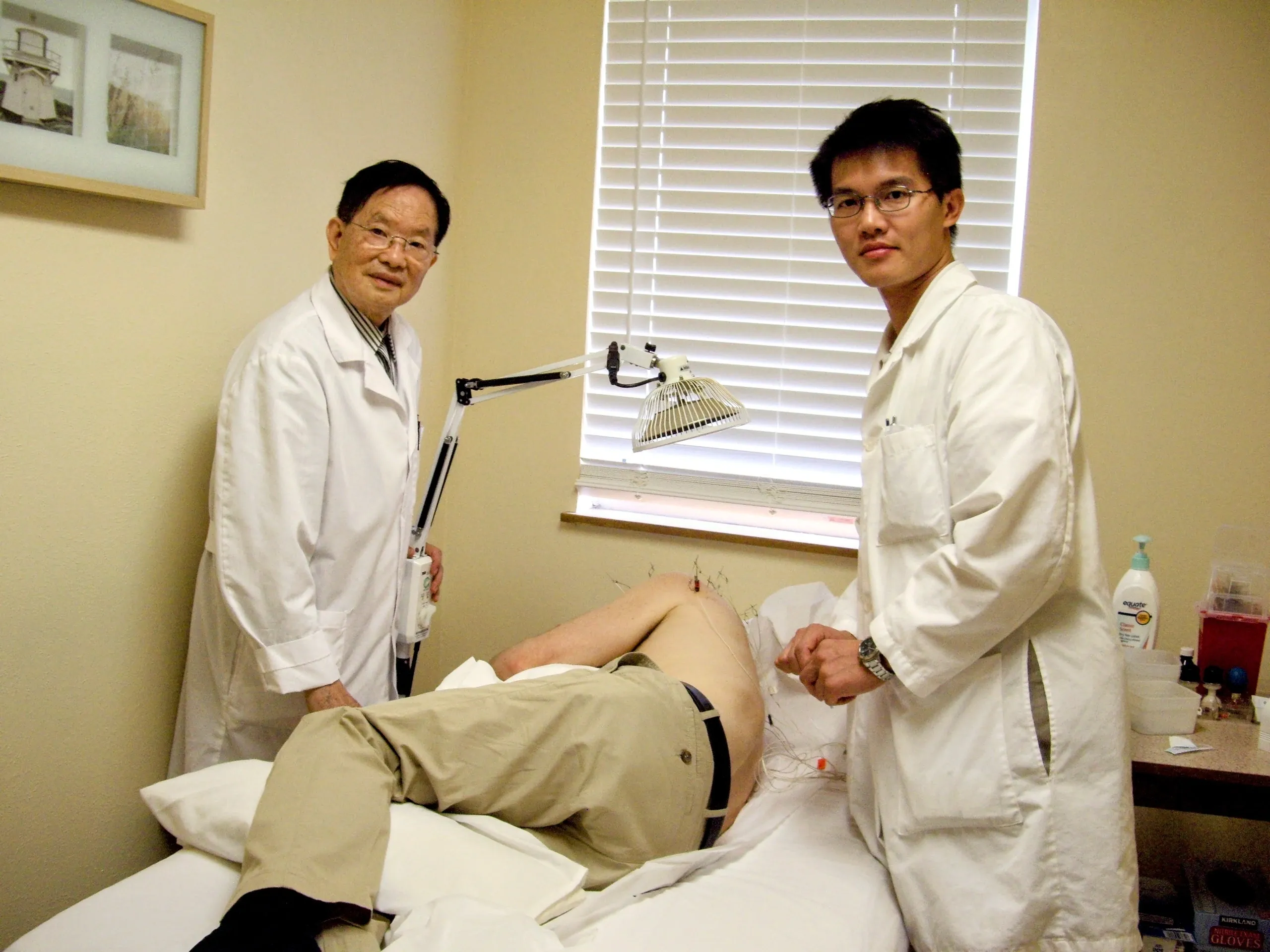 Acupuncture needles and treatment