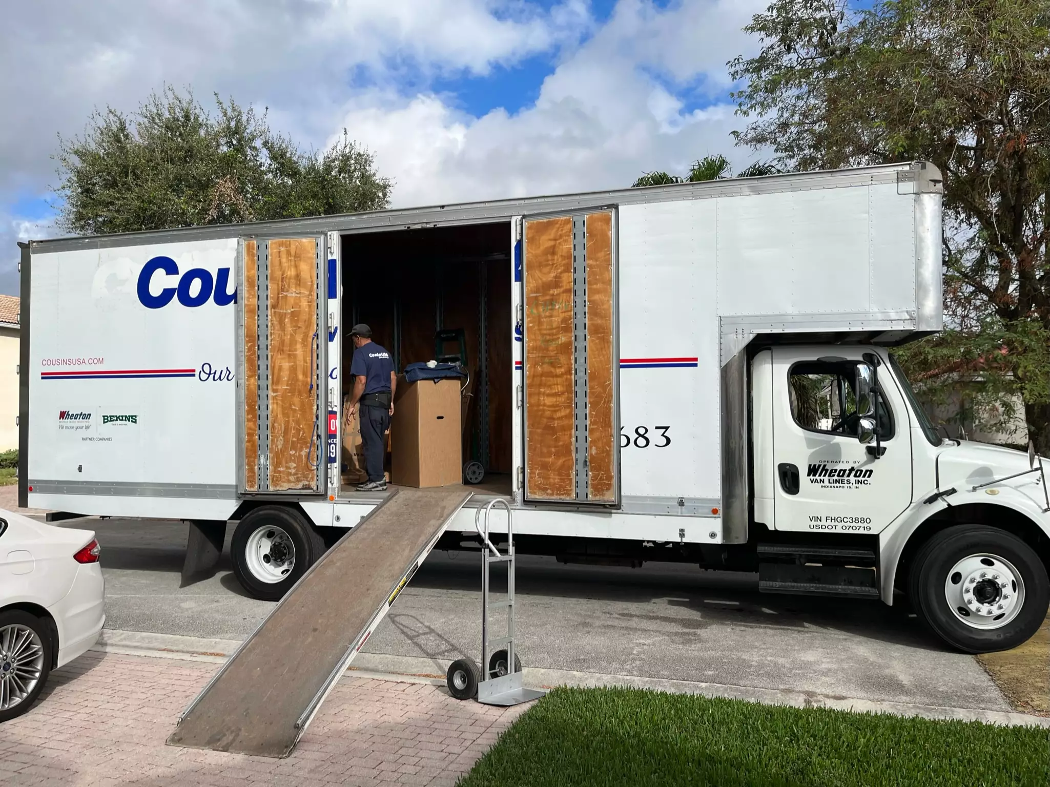 Cousins USA Moving Team