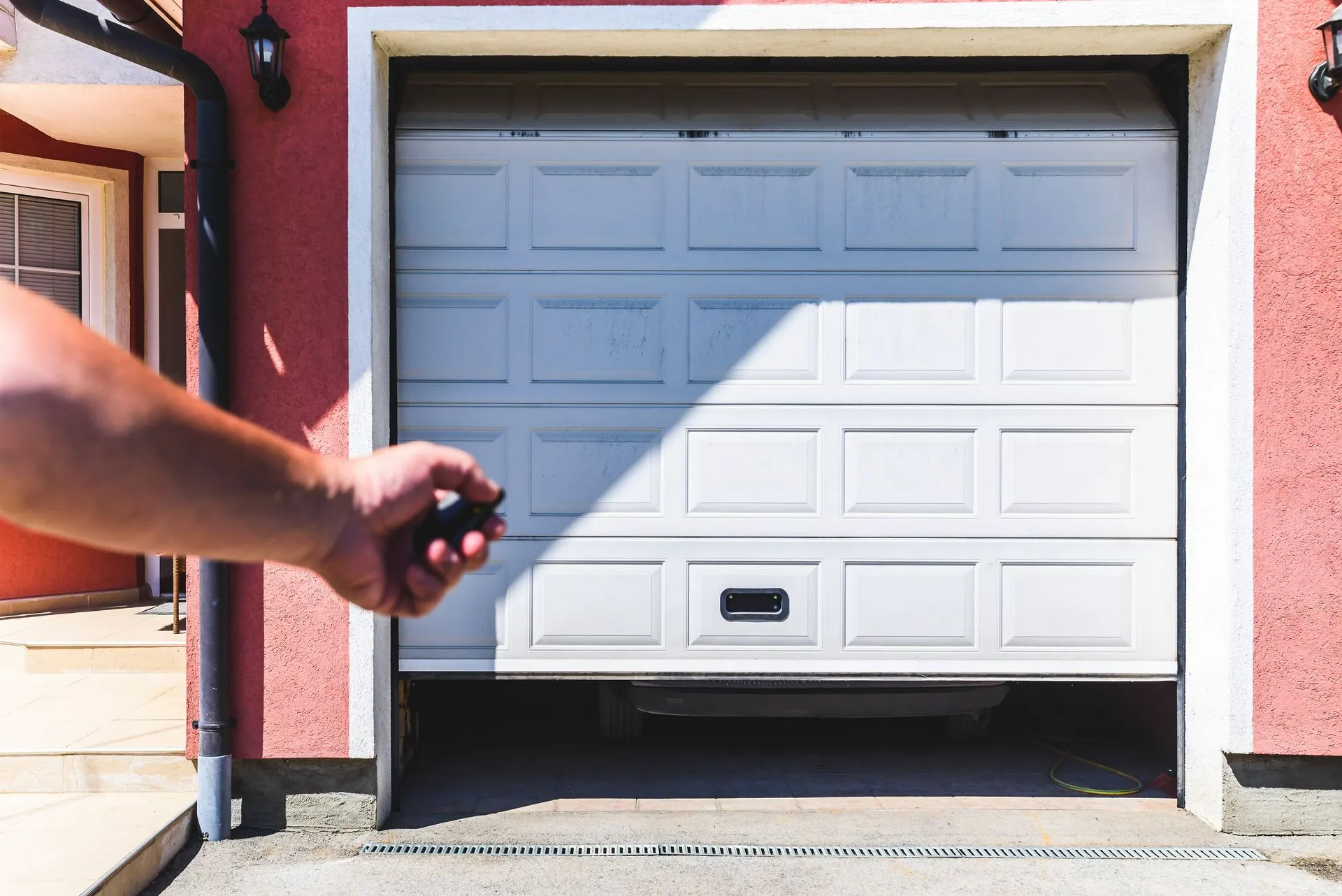Garage door repair services in Fresno CA