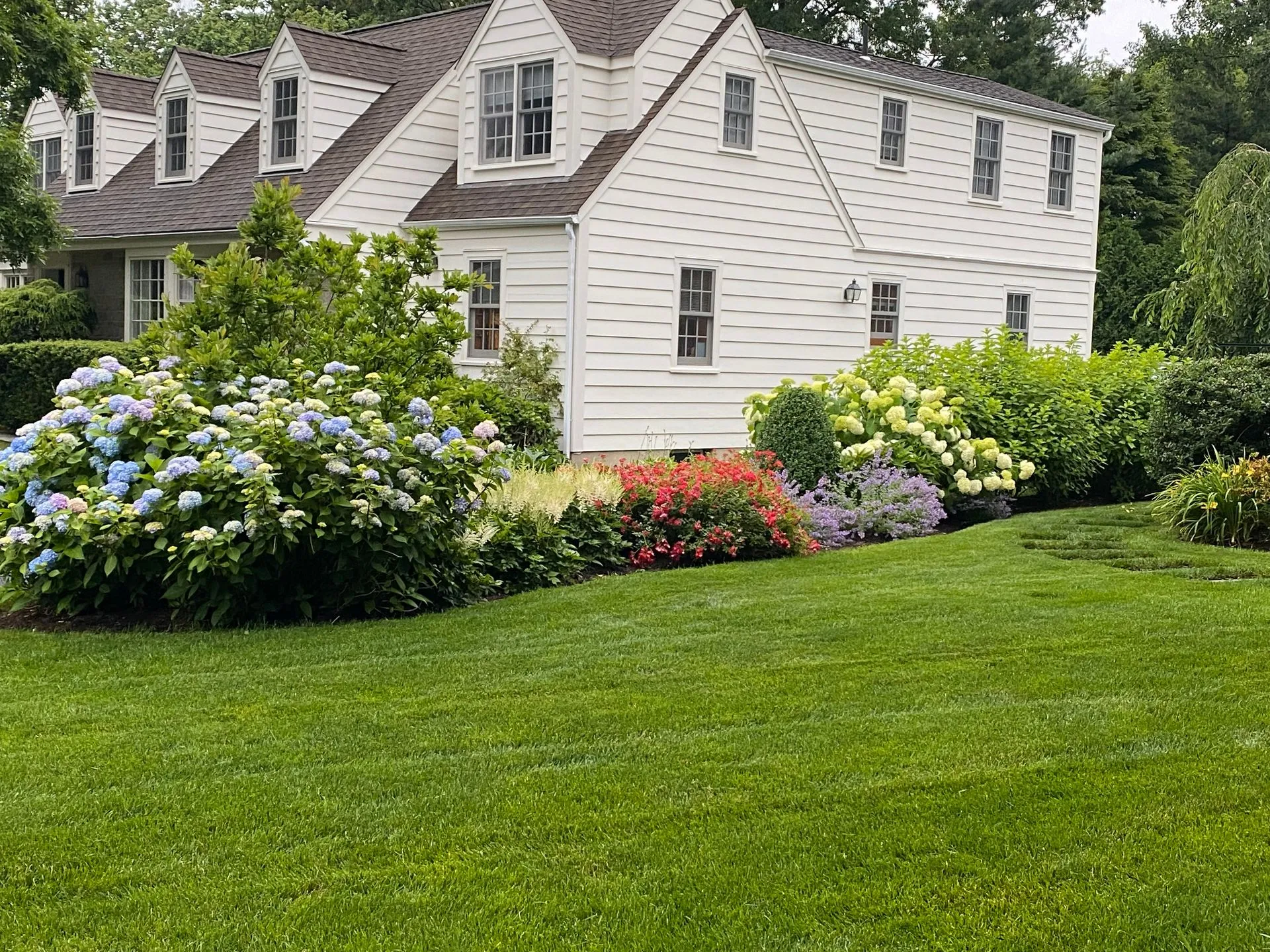 Seasonal gardens in Stamford CT