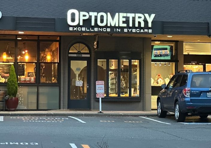 Envision Optometry Bellevue clinic interior