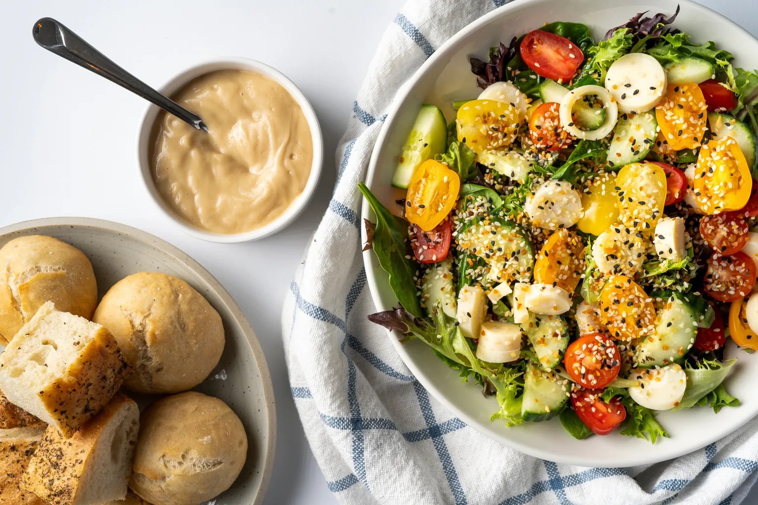 Fresh salad and lunch offerings