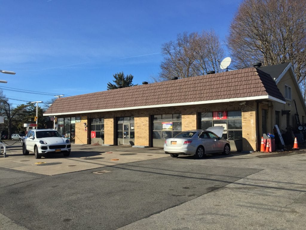 Greenwich Automotive building exterior