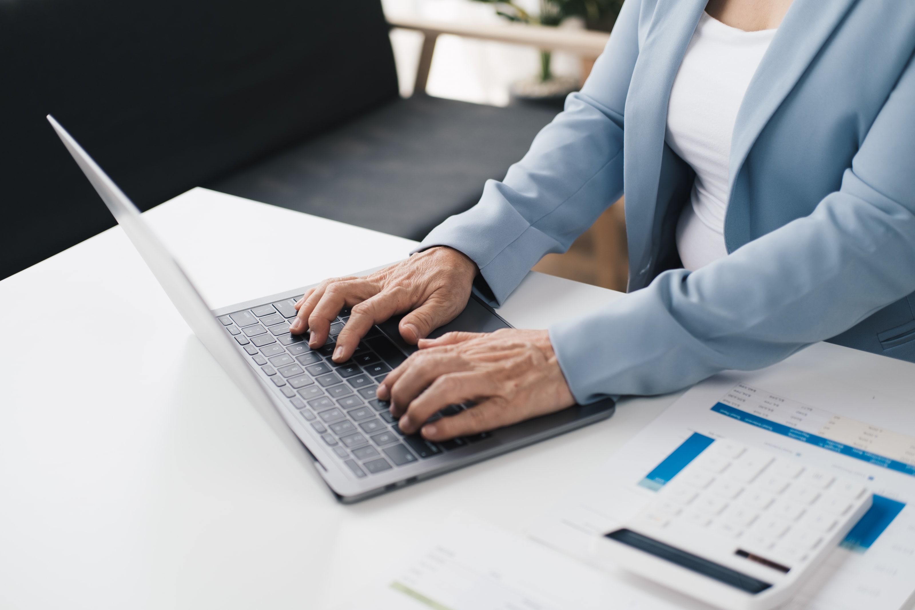 Dianne Hewitt, Orlando Bookkeeper