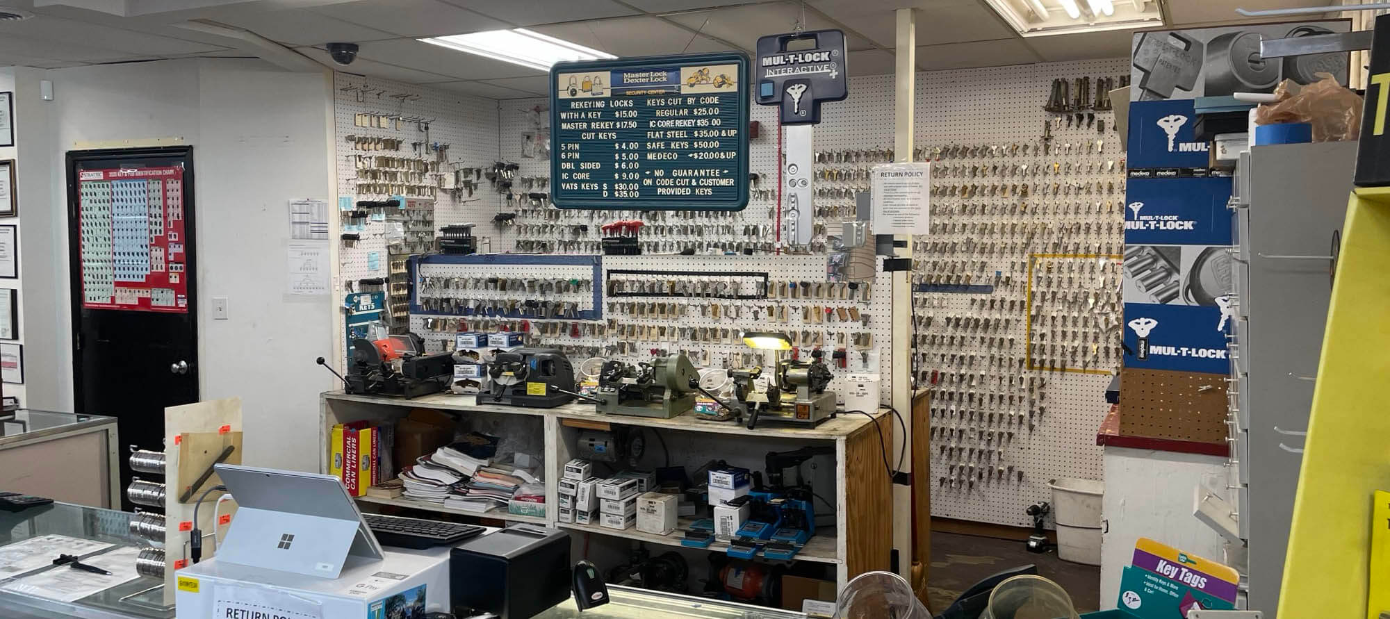 Houston Safe and Lock showroom