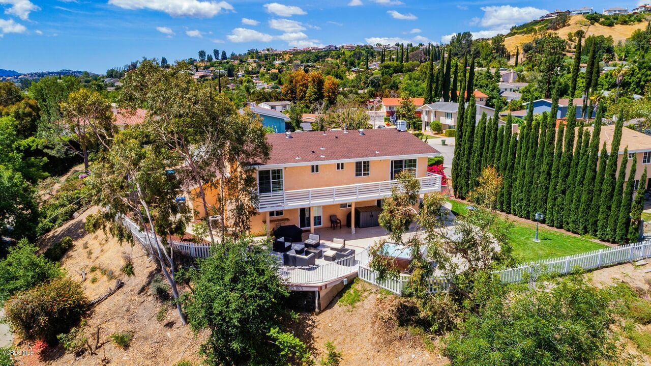 Luxury home financing in West Hills, CA