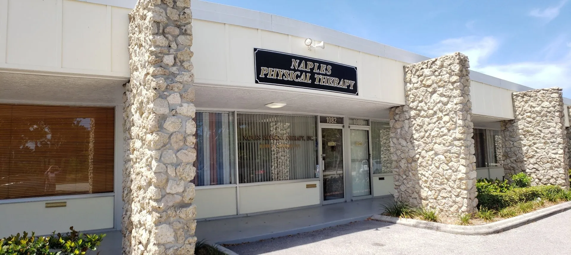 Kinetic Physical Therapy - Naples, FL clinic exterior