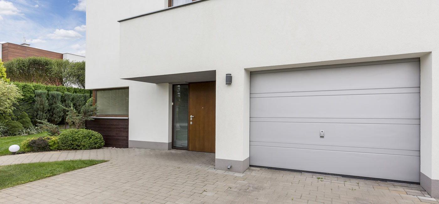 LiftMaster garage door technicians Tampa