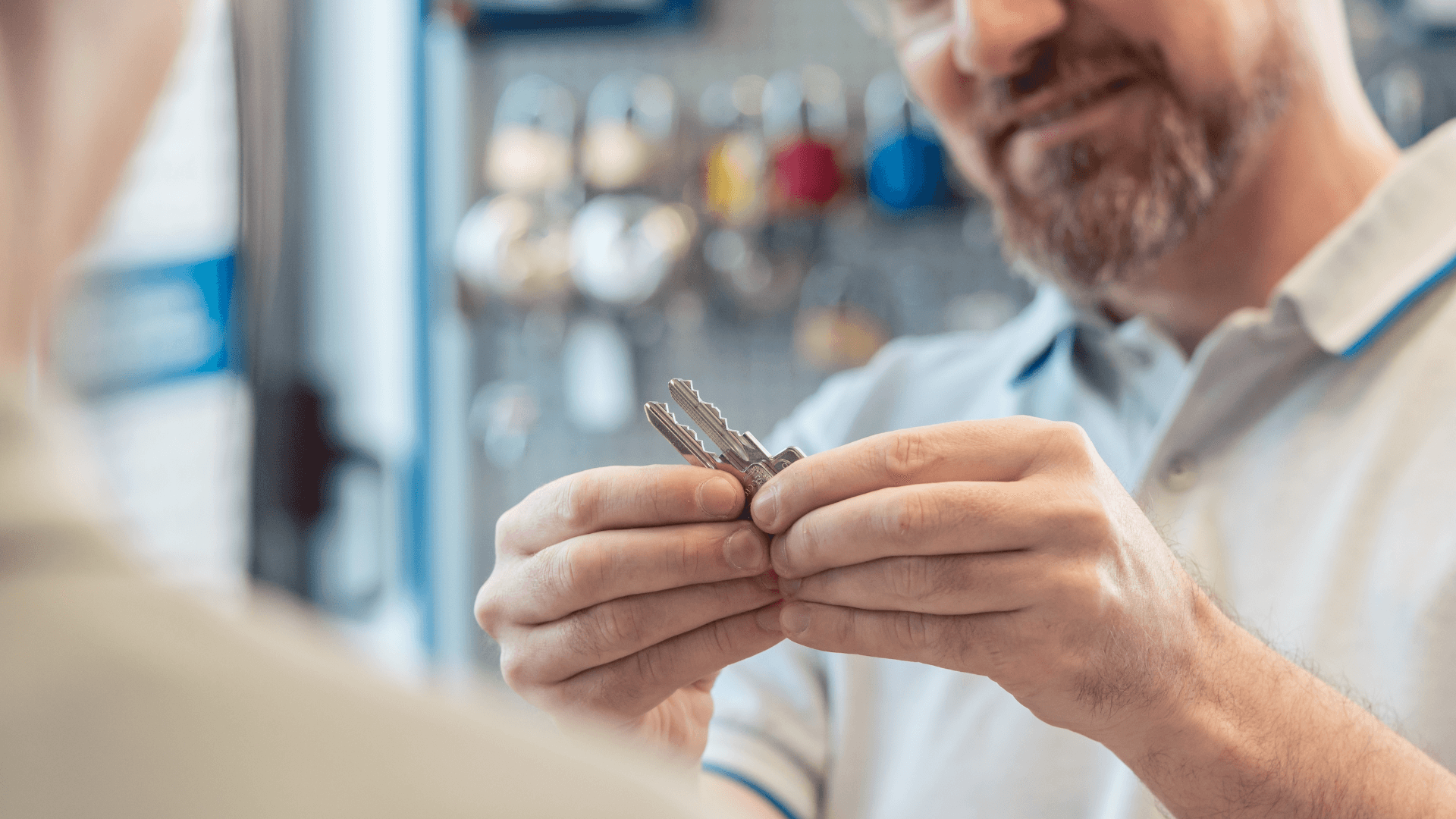 Automotive locksmith car key services Stamford