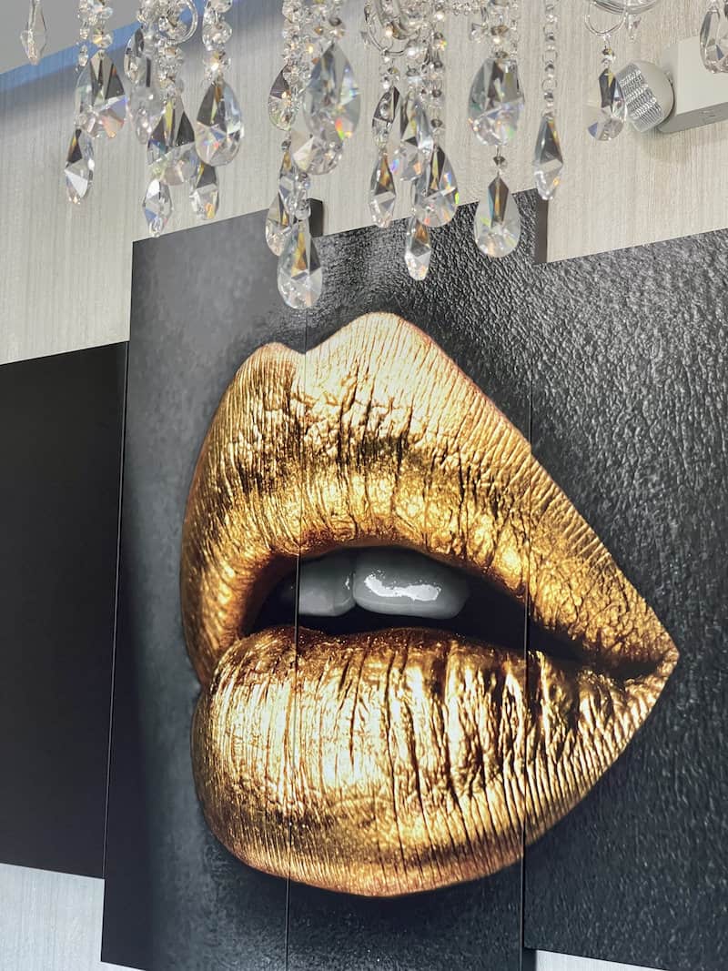 Luxe Dentistry waiting room