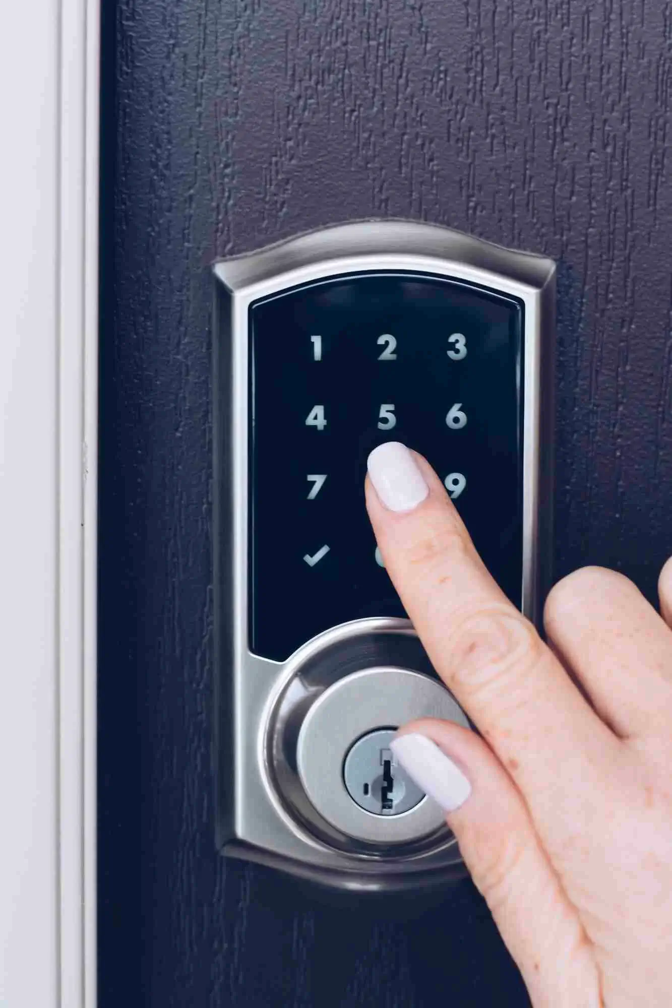 Electronic keypad lock