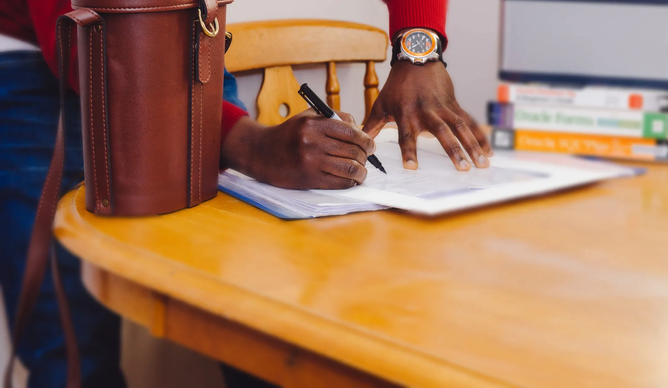 Nashville notary professional at work