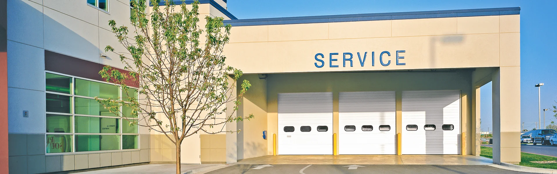 Commercial garage doors