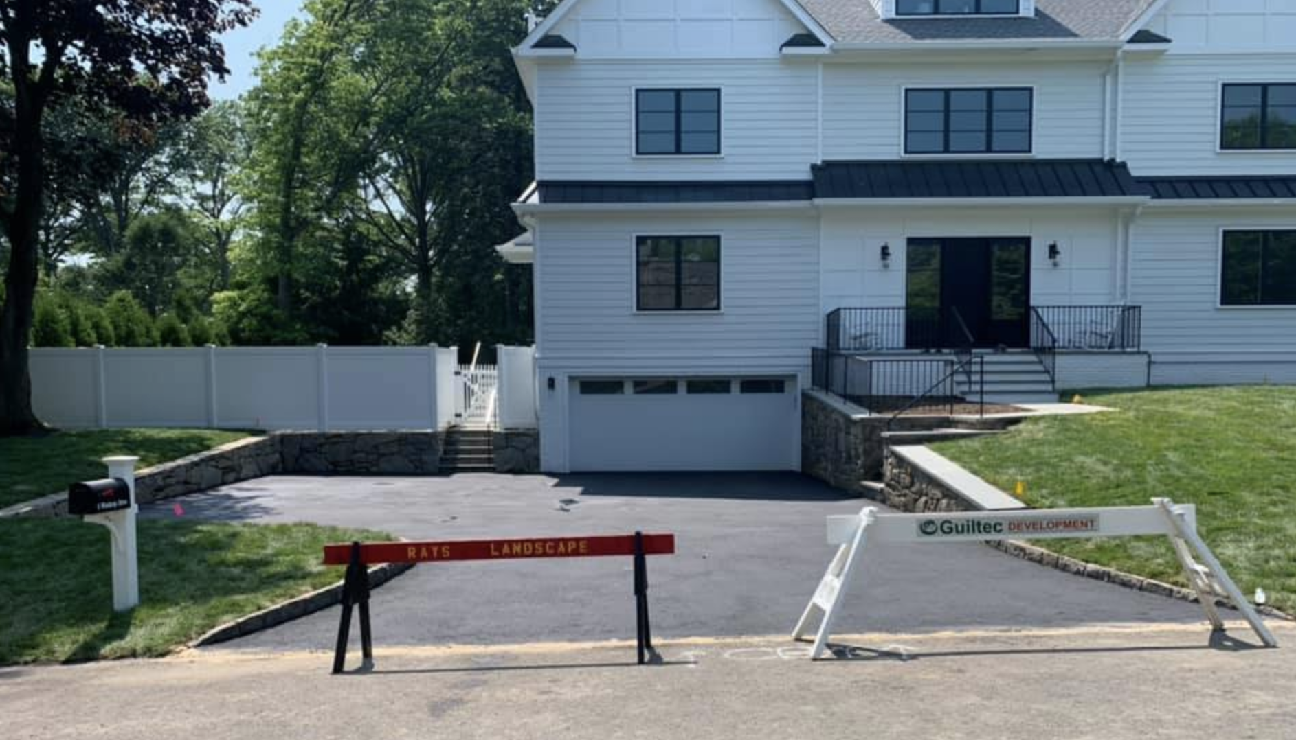 Ray's Landscaping crew at work