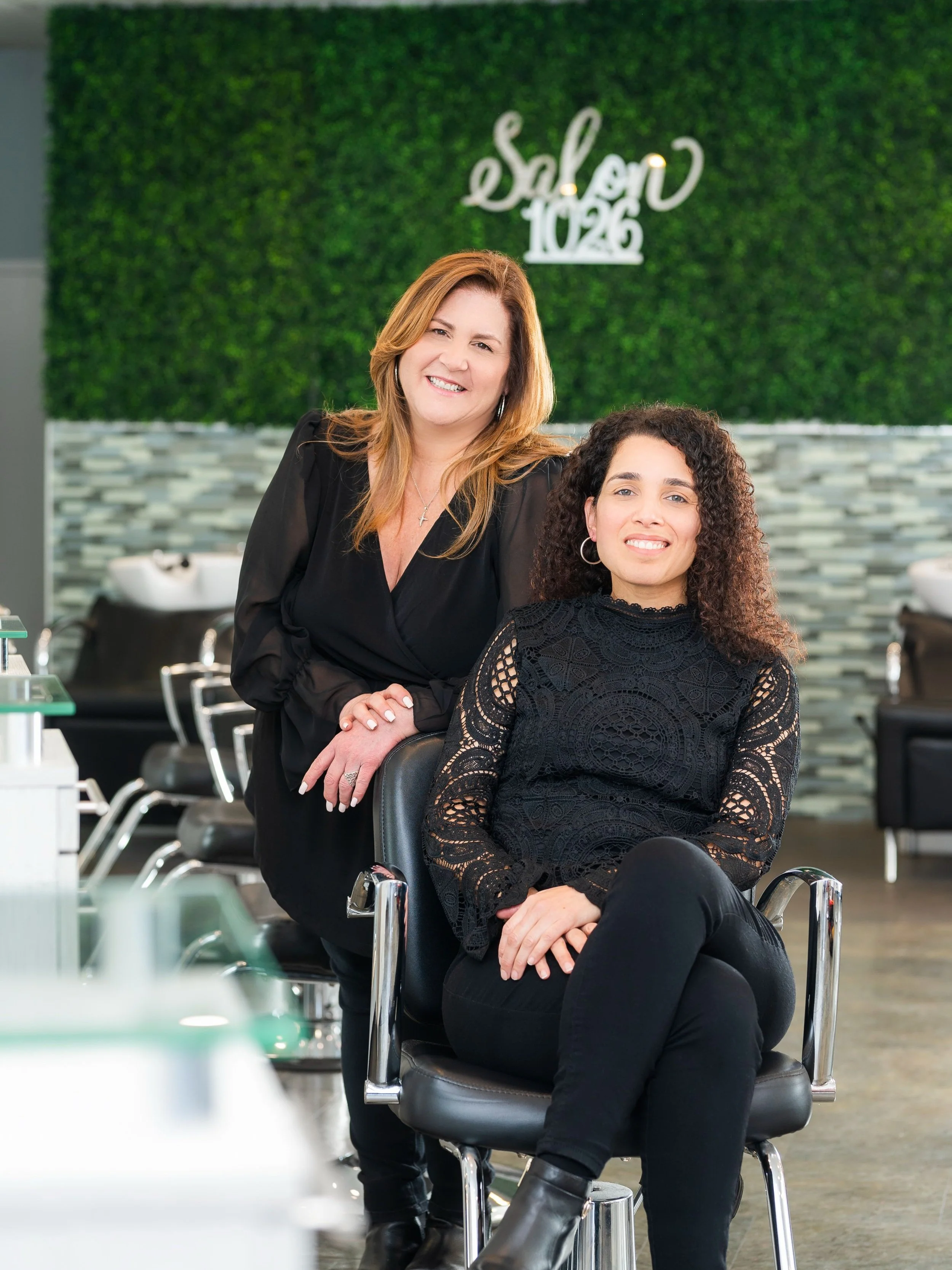 Salon 1026 Stamford interior