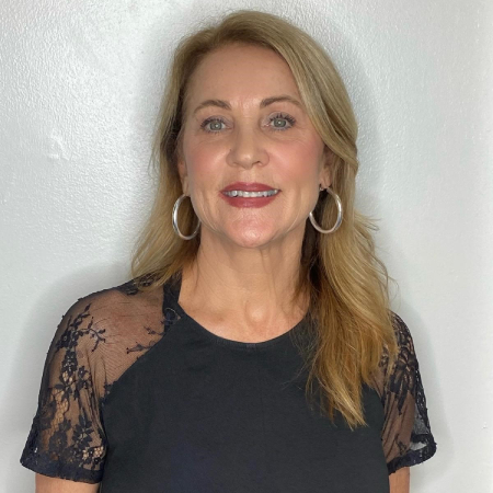 Pam Scardina senior stylist