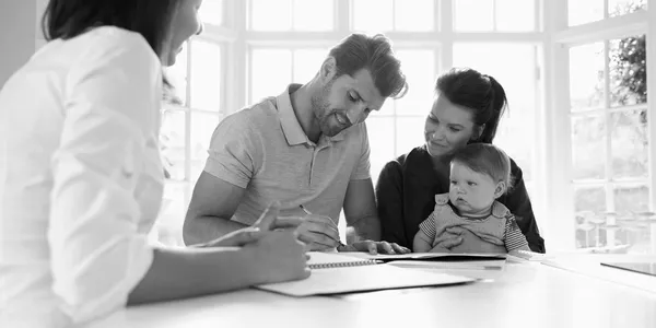 Professional notary document signing