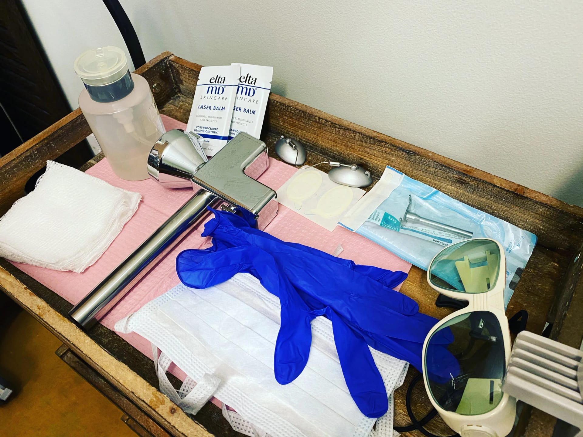 Laser resurfacing treatment