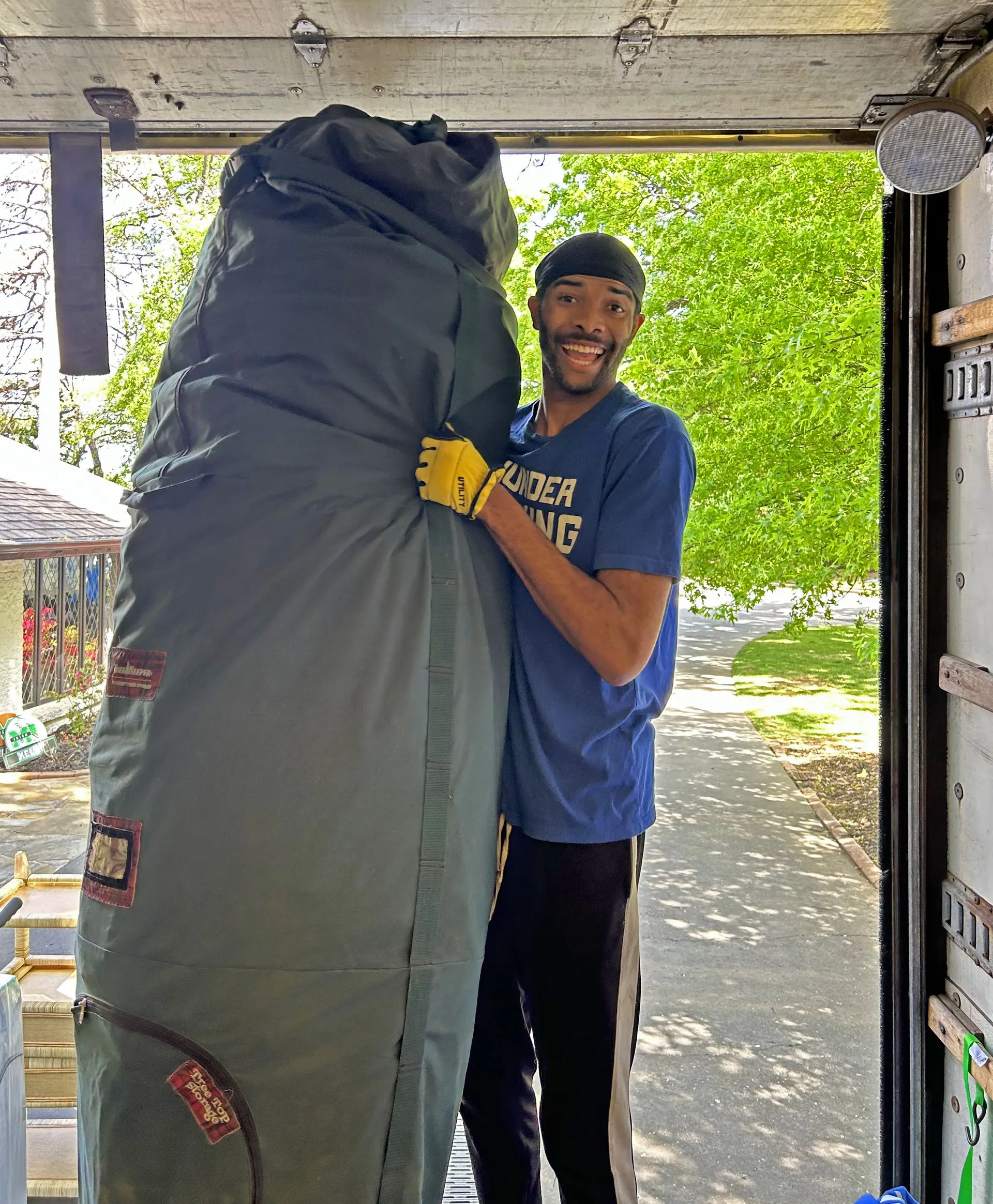 Thunder Moving employee loading truck in OKC