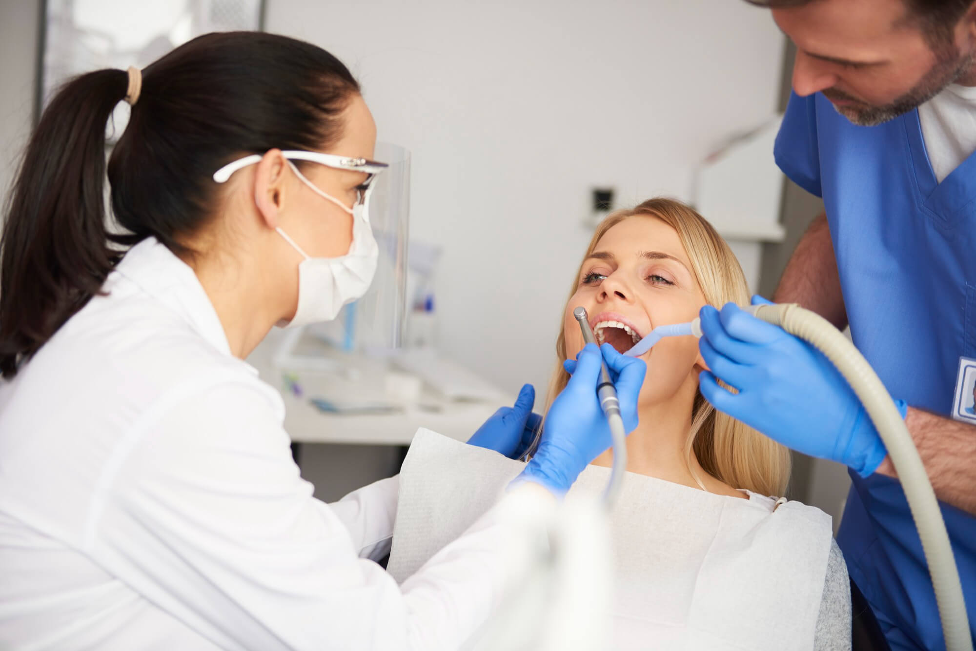 Cosmetic dental treatment