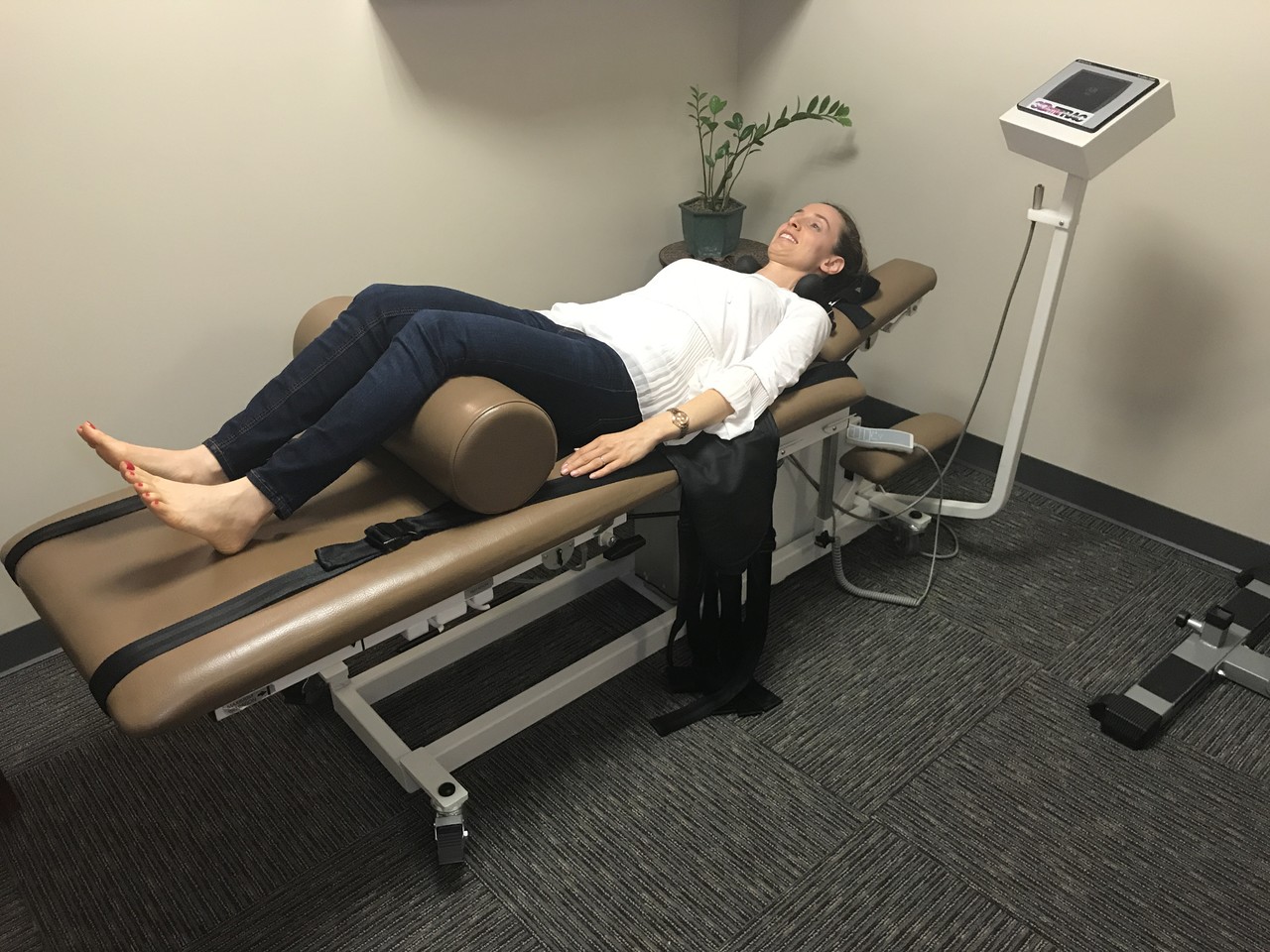 Advanced chiropractic equipment